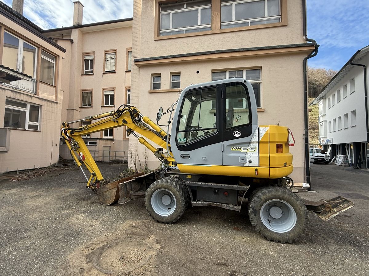 New Holland Escavatori: Bagger New Holland 10T – Usato da Zunzgen venduto da Daodr 1