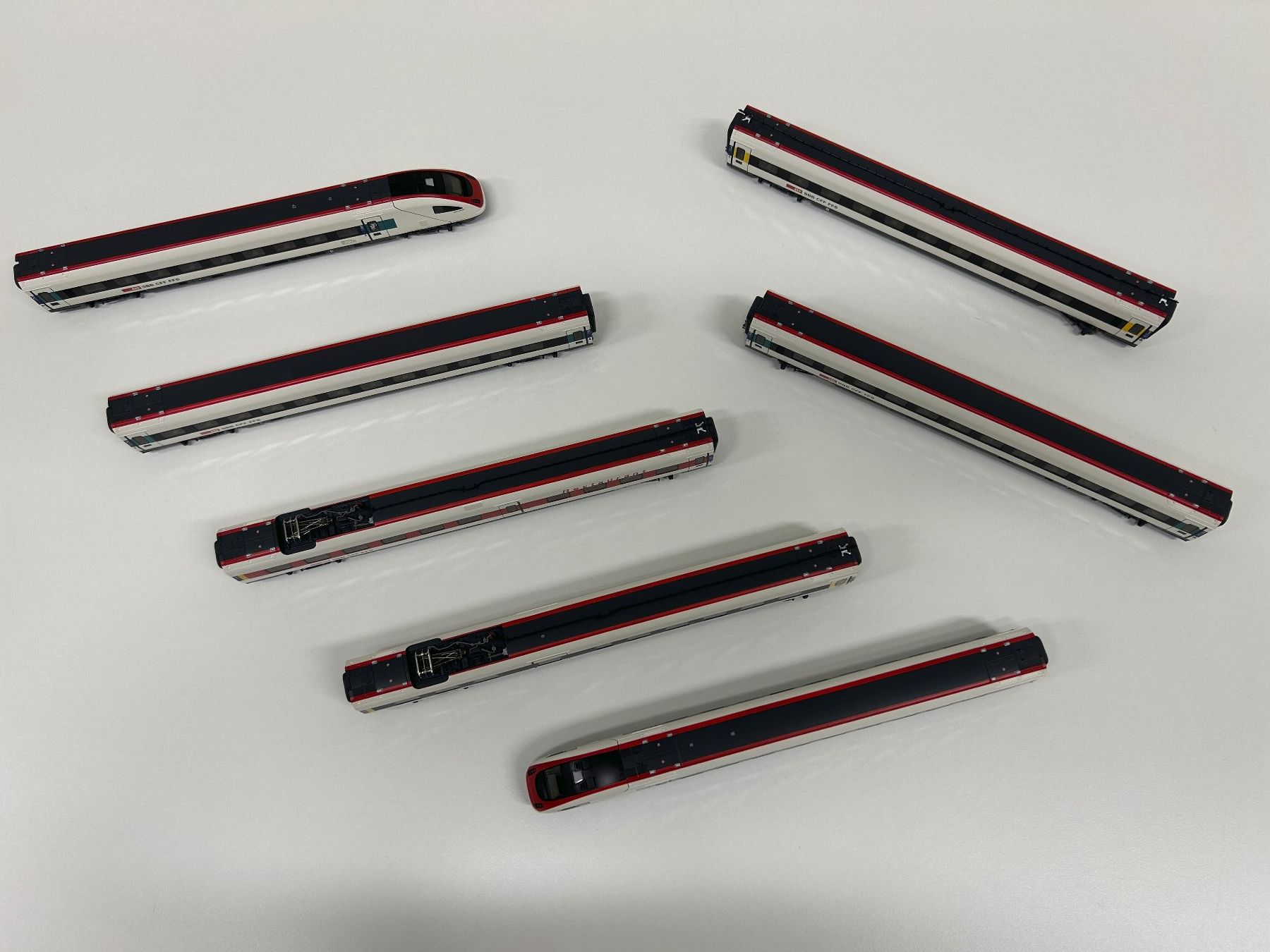 Roco Modellini di ferrovie: ROCO ICN 7-unit full set DC sound – Nuovo e nell'imballaggio originale da Ecublens VD venduto da sun_l587 4