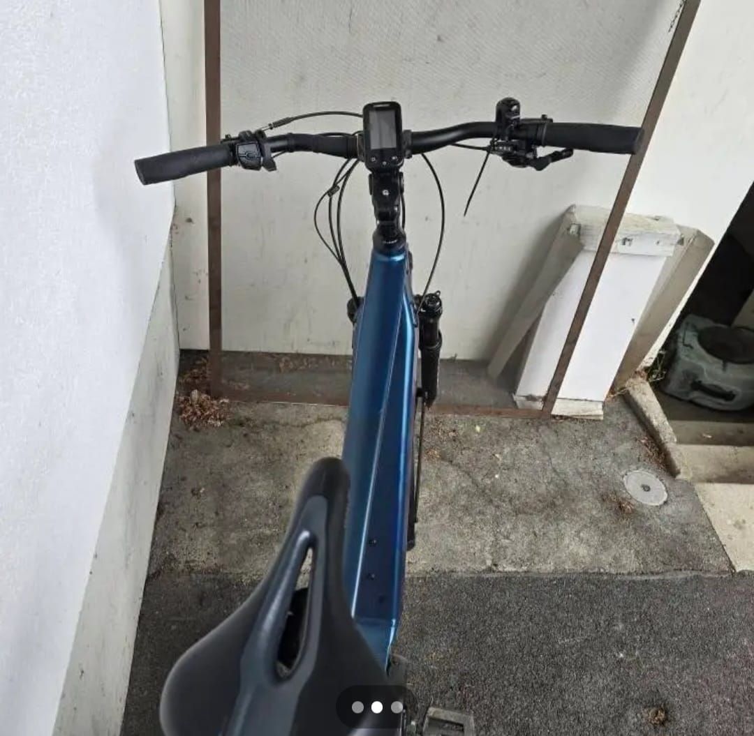 Cilo Vélos: Cilo E-Bike blau Rahmenhöhe 56cm  – D'occasion à Hombrechtikon par str_c9qc 1