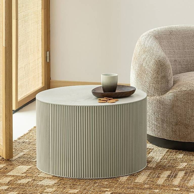 Tables: Robuster, runder Couch- oder Beistelltisch, wie neu! – D'occasion à Bern par JuliRicardo
