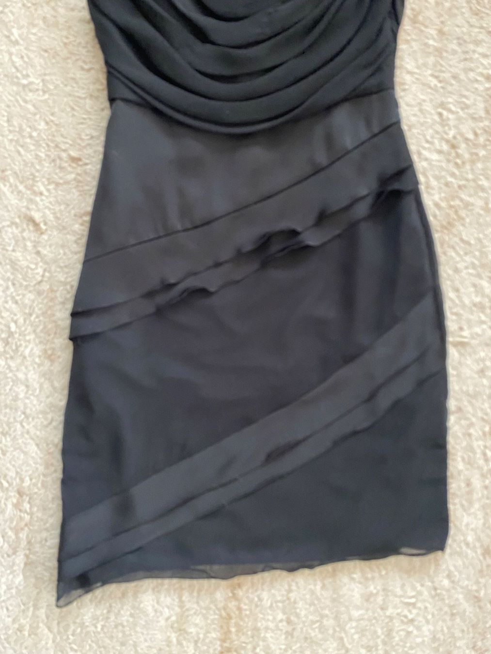 Vestiti: Cocktailkleid in schwarz Grösse 40 – Usato da Appenzell Meistersrüte venduto da zongabolla 2