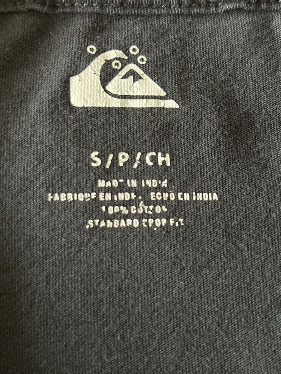 Quiksilver T-shirt: Quiksilver Langarmshirt, Schwarz, Grösse S – Usato da Frauenfeld venduto da heyLani 2