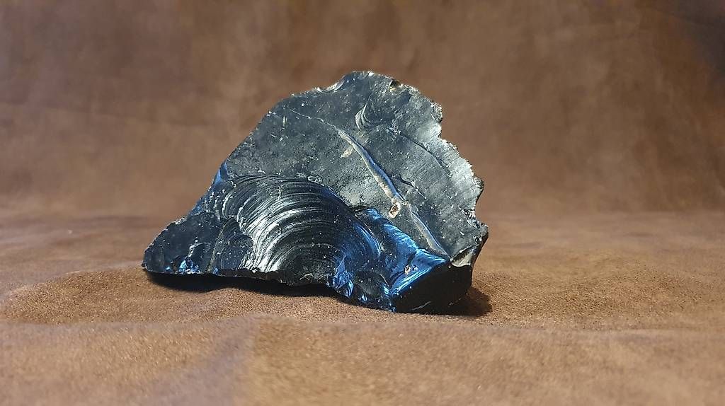 Minerali & Pietre curative: Ossidiana nera lucida – Usato da Morbio Inferiore venduto da han_smp6 2