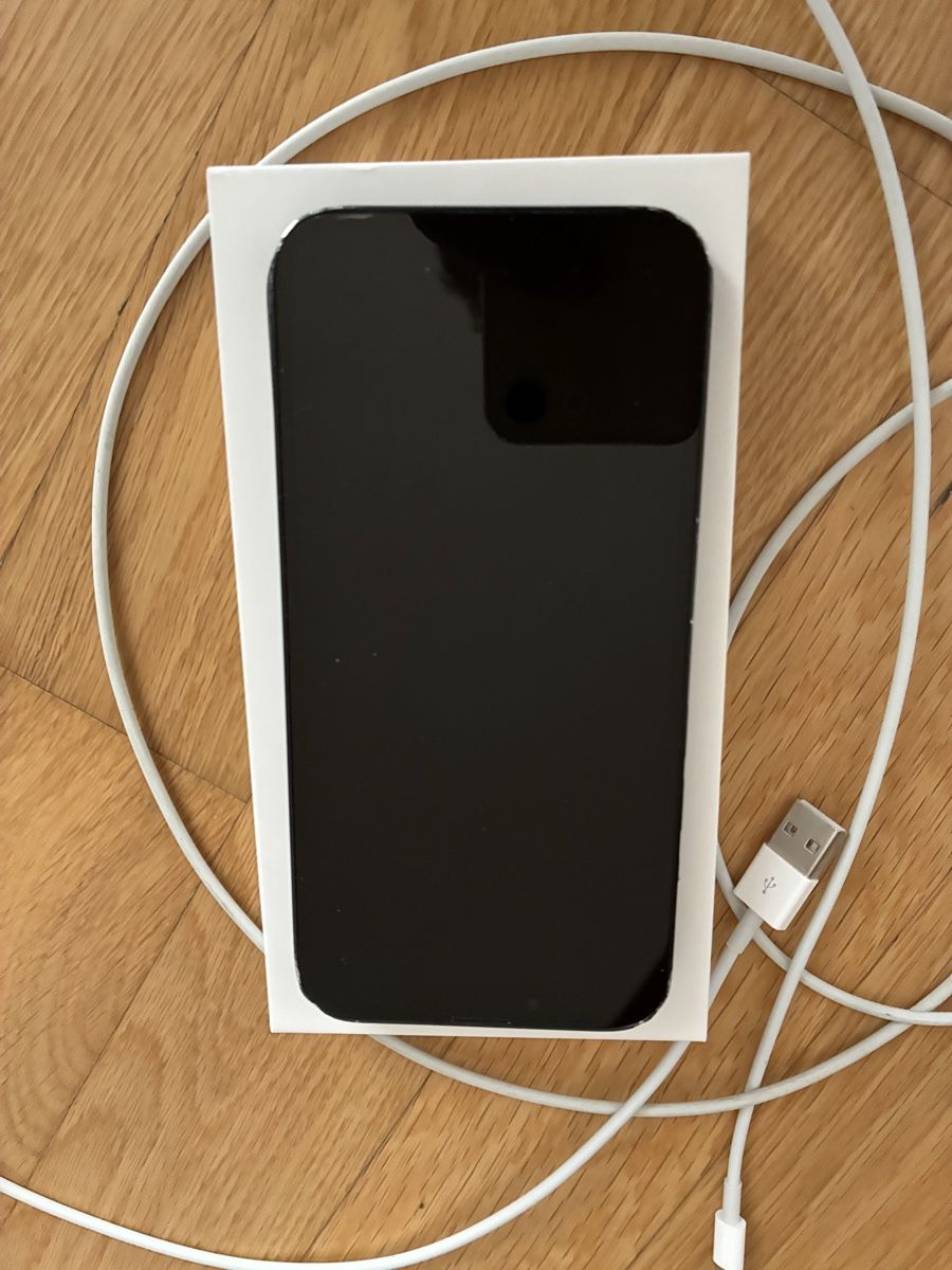 Apple Portables: iPhone 13 – D'occasion à Sarnen par m-basic 1