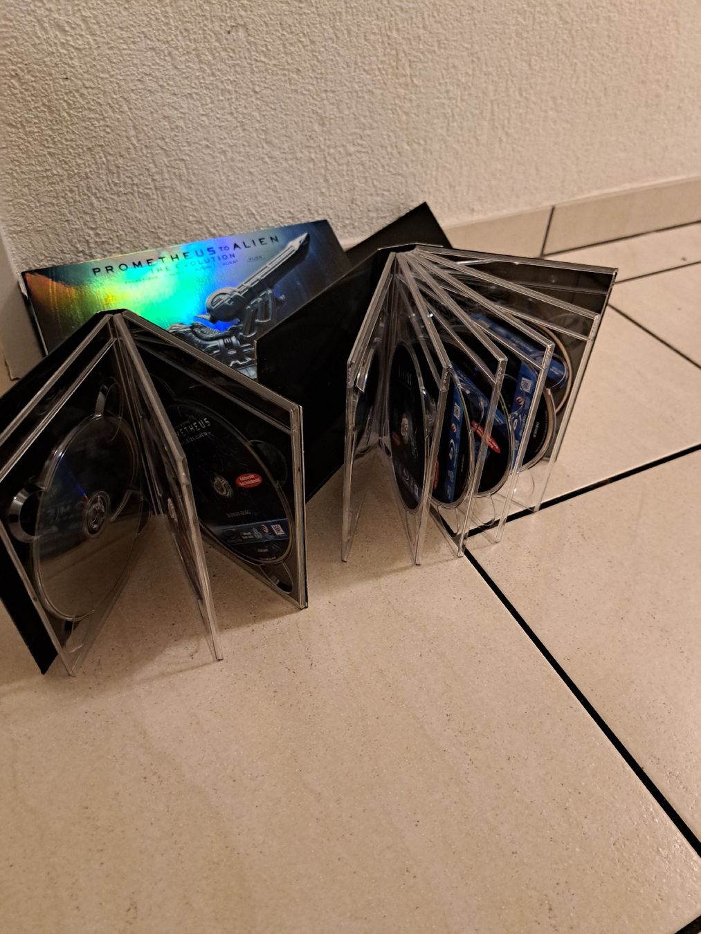Alle DVDs: Alien Blu-ray Collection Prometheus Alien Covenant Top! – Gebraucht aus Wollerau von  1