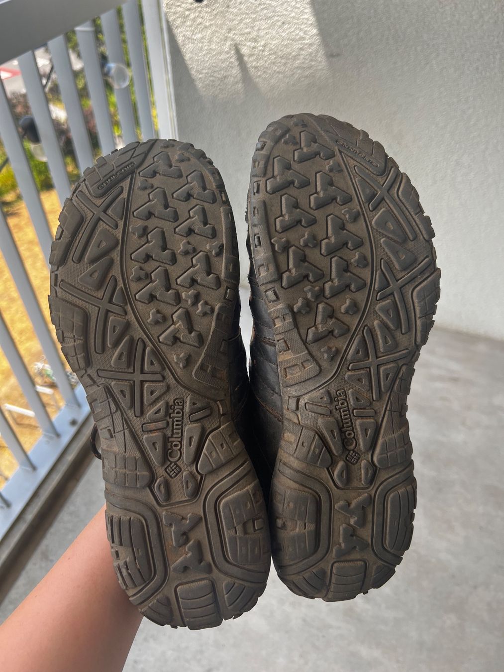 Columbia Chaussures hommes: Columbia Trekkingschuhe / Wanderschuhe – D'occasion à Lenzburg par impulsive-buyer 1