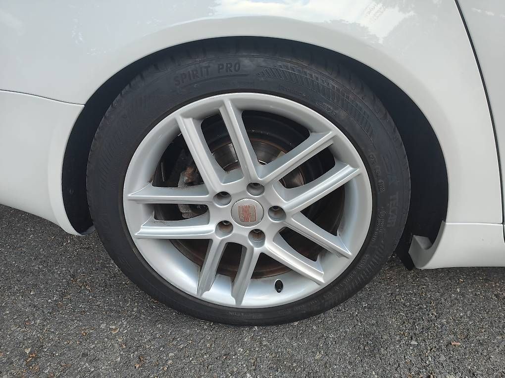 Pneumatici & Ruote complete: Seat Exeo Felgen mit Sommerpneus  – Usato da Pieterlen venduto da haj_8vxt 3