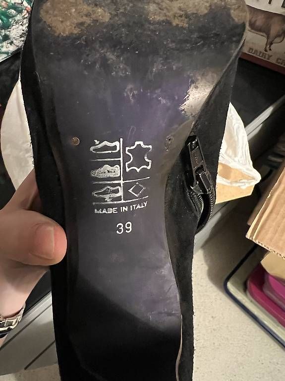 Scarpe da donna: Tronchetti pelle nera scamosciata – Usato da Luzern venduto da mic_99vf 3