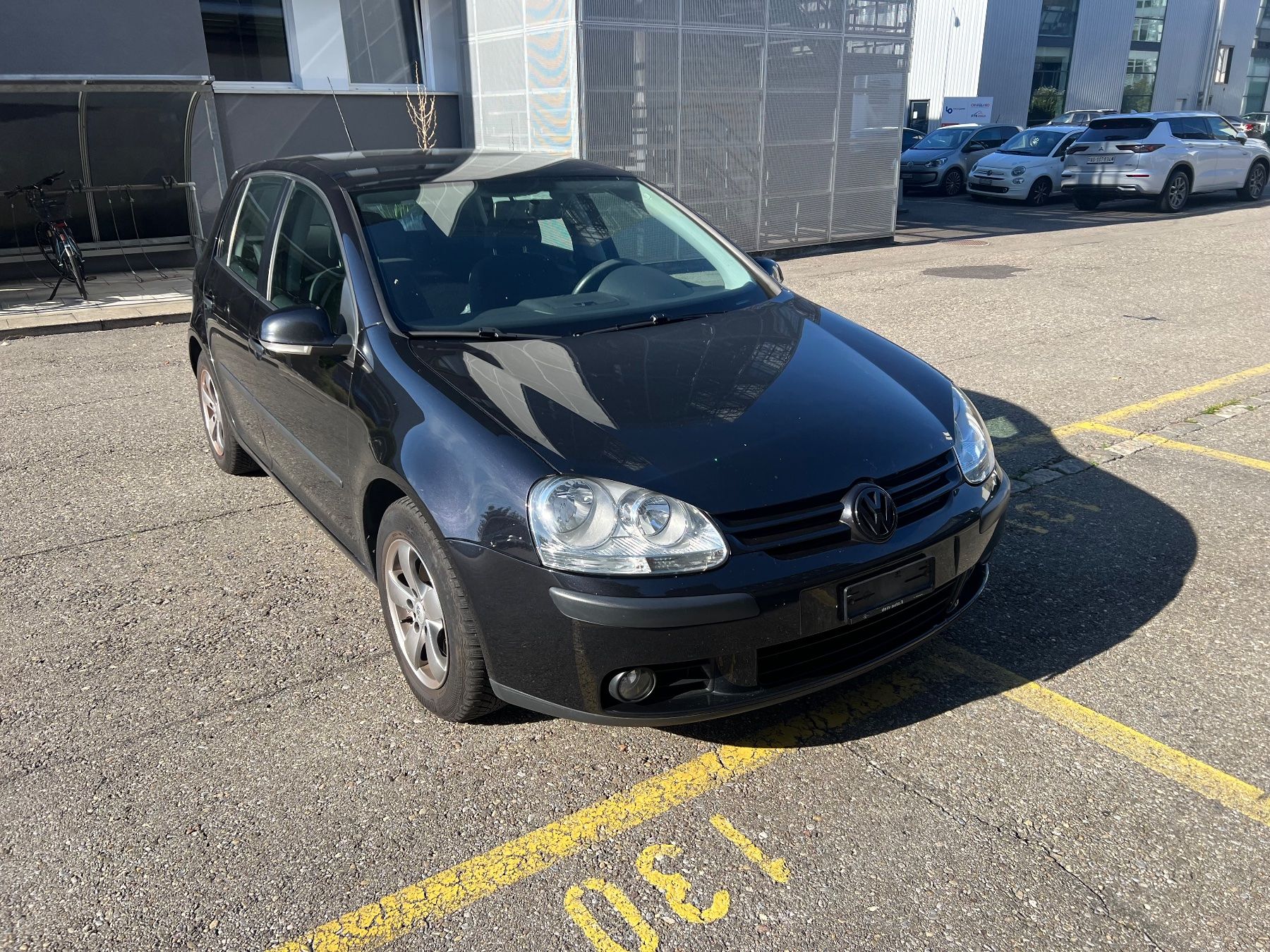 VW Automobili: VW GOLF 2.0TDI 4MOTION AB MFK 1.Hand – Usato da Lichtensteig venduto da elektronik-service 2