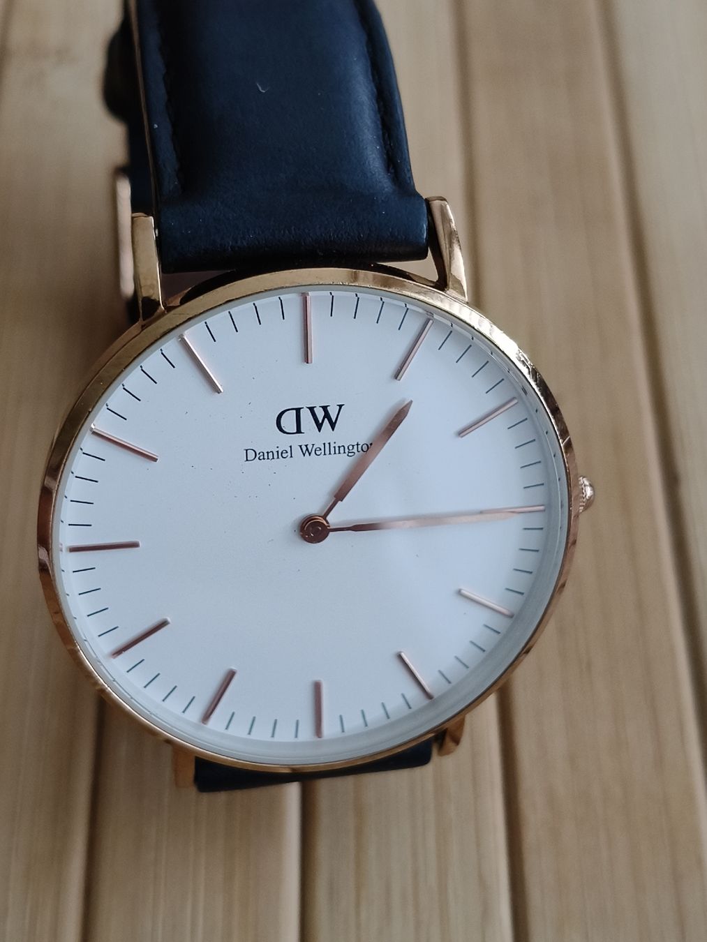 Daniel Wellington Orologi: Daniel Wellington Watch Rosegold White Leather Strap – Usato da Zürich venduto da sha_vw65 4