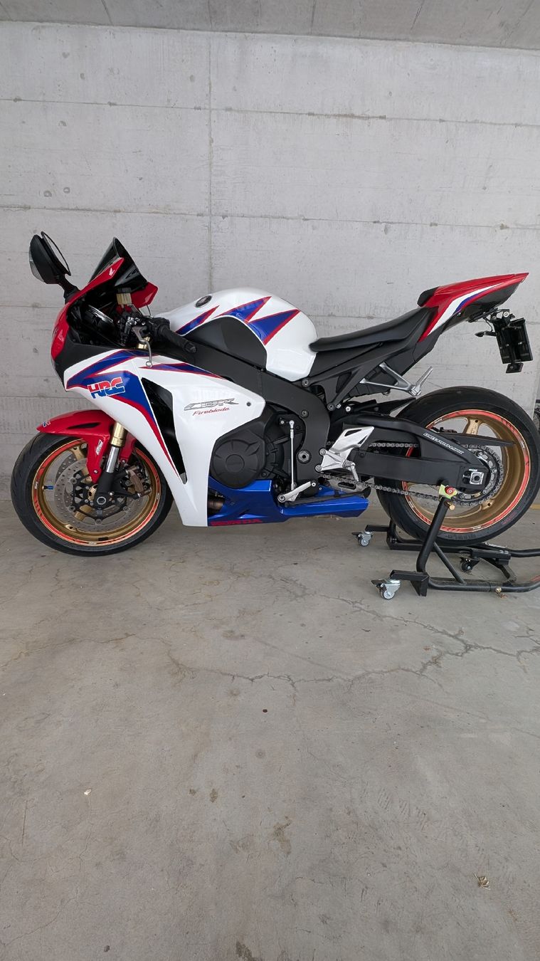 Honda Strasse: Honda CBR1000 RA HRC Edition – Gebraucht aus Berg TG von Cocoon_18 1