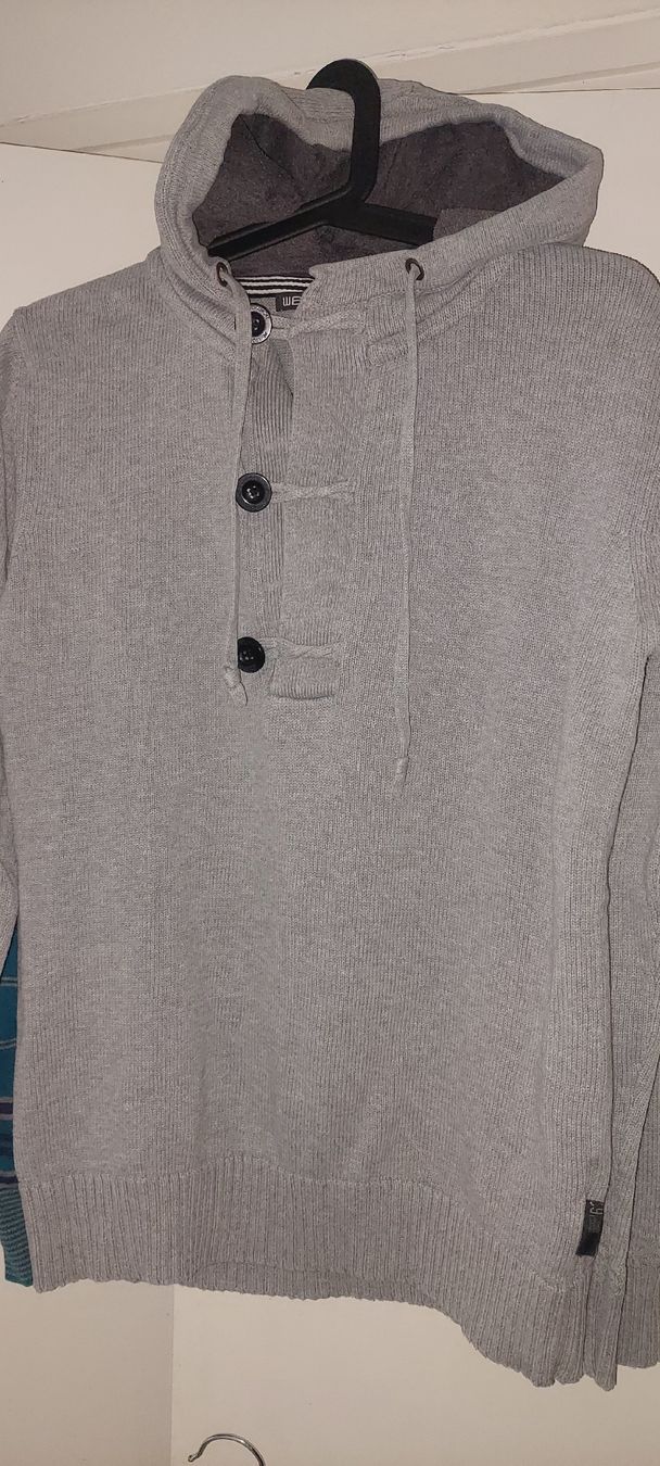 Tommy Hilfiger Lotti di vestiti: SET 4 pièces M: 3PULLOVER: 1 TOMMY HILFIGER + SHIRT BARBOUR – Usato da Orpund venduto da Biennerome 4