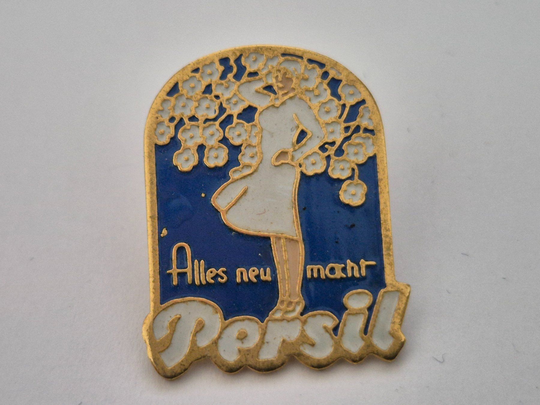 Placchette & Badge: alter   PERSIL      -     Pin – Usato da Niederweningen venduto da Obson