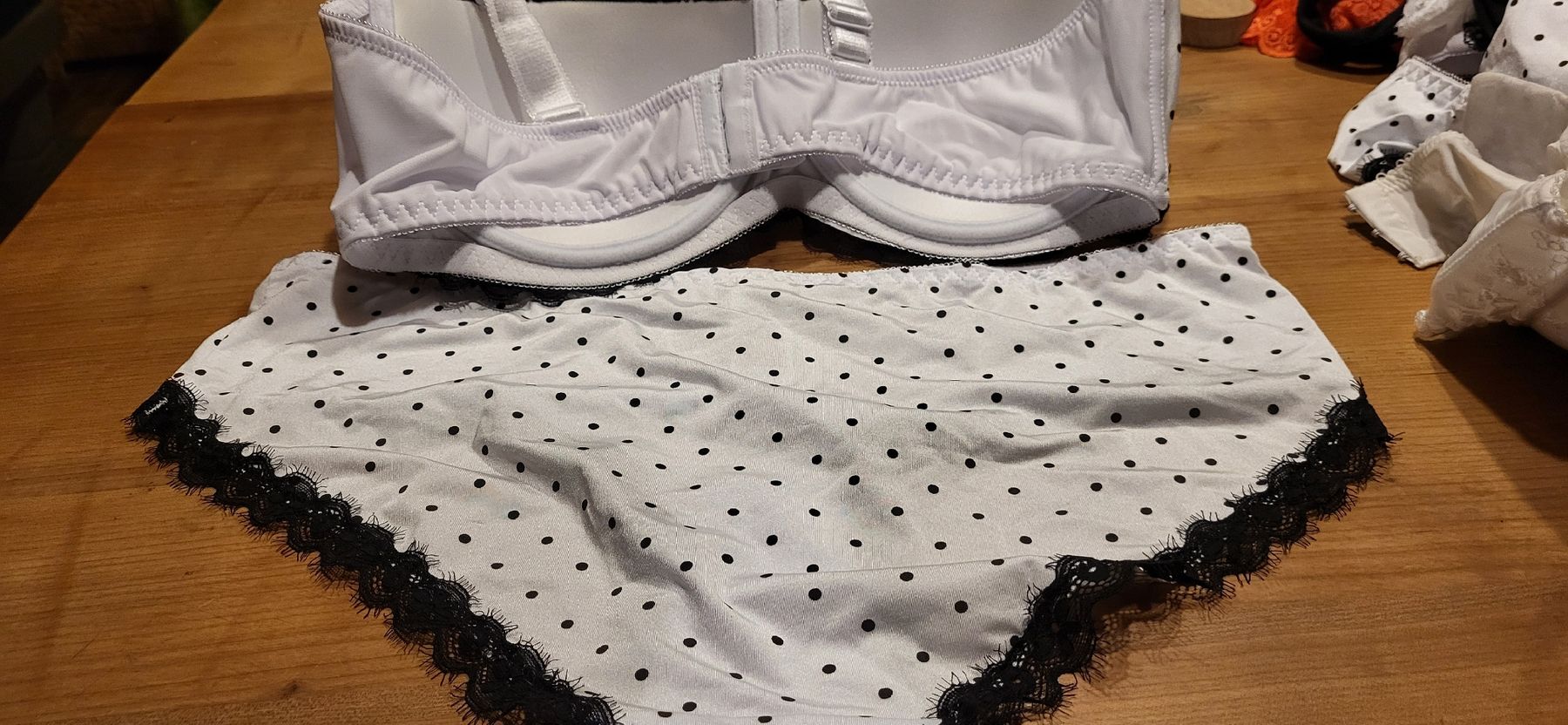 Sonstige Unterwäsche: BH 95 D mit Slip XXL – Neu (gemäss Beschreibung) aus Schweizersholz von fuchs06 3
