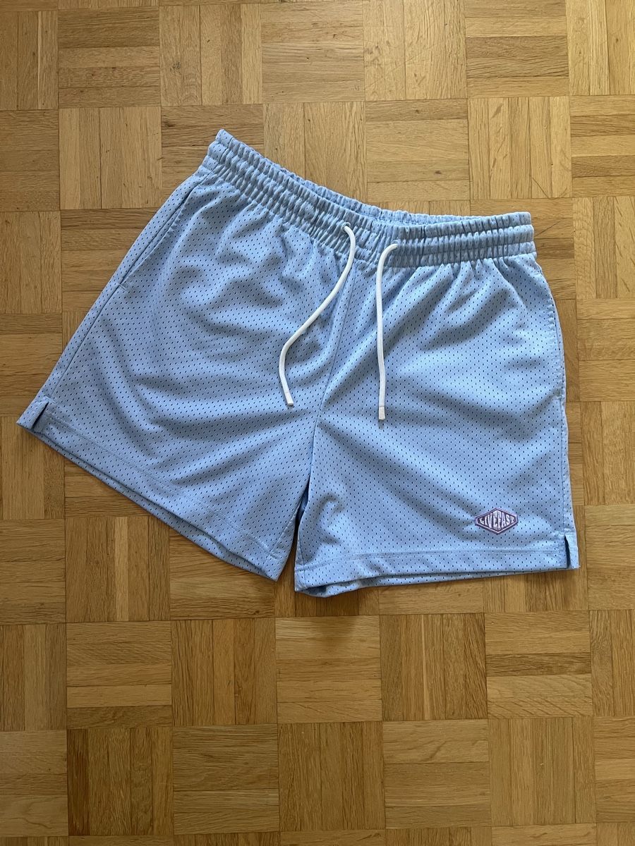 Live Fast Die Young Pantaloni: LFDY Shorts – Usato da Sissach venduto da lukas.albz