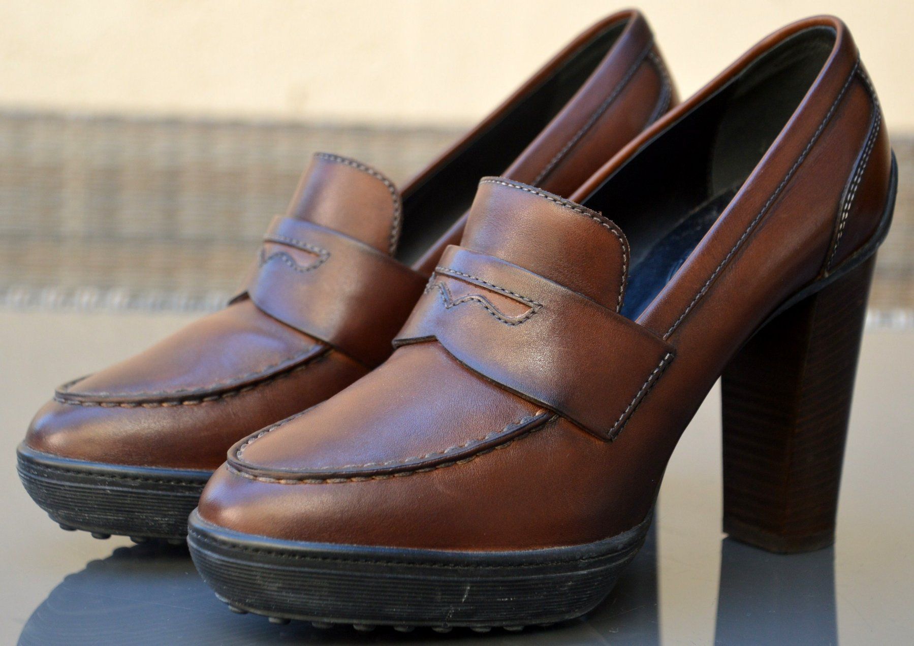 Tod'S Damenschuhe: TOD'S Schuhe / chaussures  .37.5 – Gebraucht aus Collonges von arashee 5