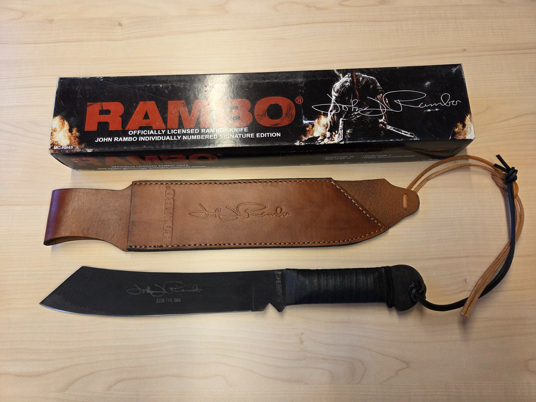 Coltellini militari: Couteau de collection John Rambo IV – Nuovo e nell'imballaggio originale da Estavayer-le-Lac venduto da sstt 1