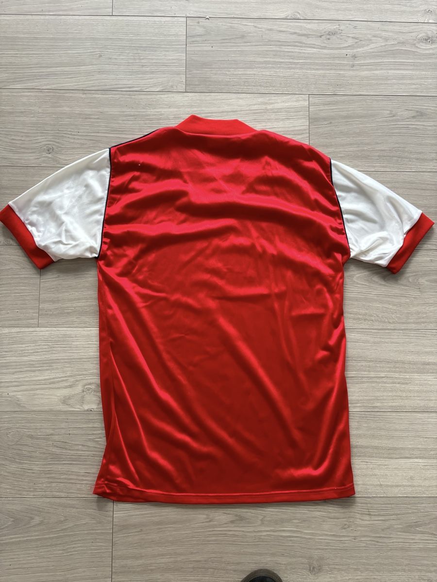 Umbro Leibchen & Hosen: 1982-84 Arsenal Home Shirt – Gebraucht aus Castione von REER 2