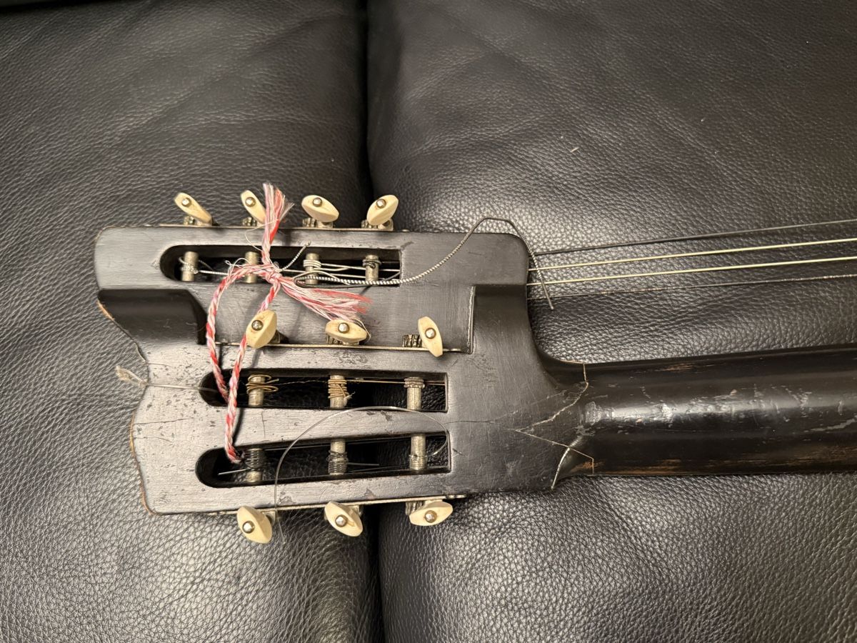 Strumenti musicali: Antike Gitarre der Marke Max Amberger – Usato da Goldach venduto da Donpancho 5