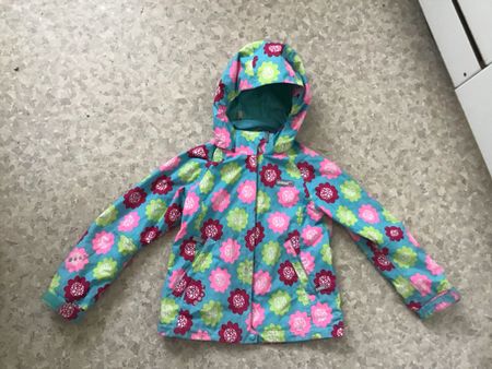 Reima Übergangsjacke Gr. 122 mit Blumenmuster