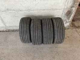 4x 215/ 45 R17 87V