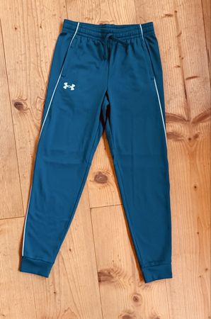 Pantalon de sport Under Armour, taille 12 ans, NEUF