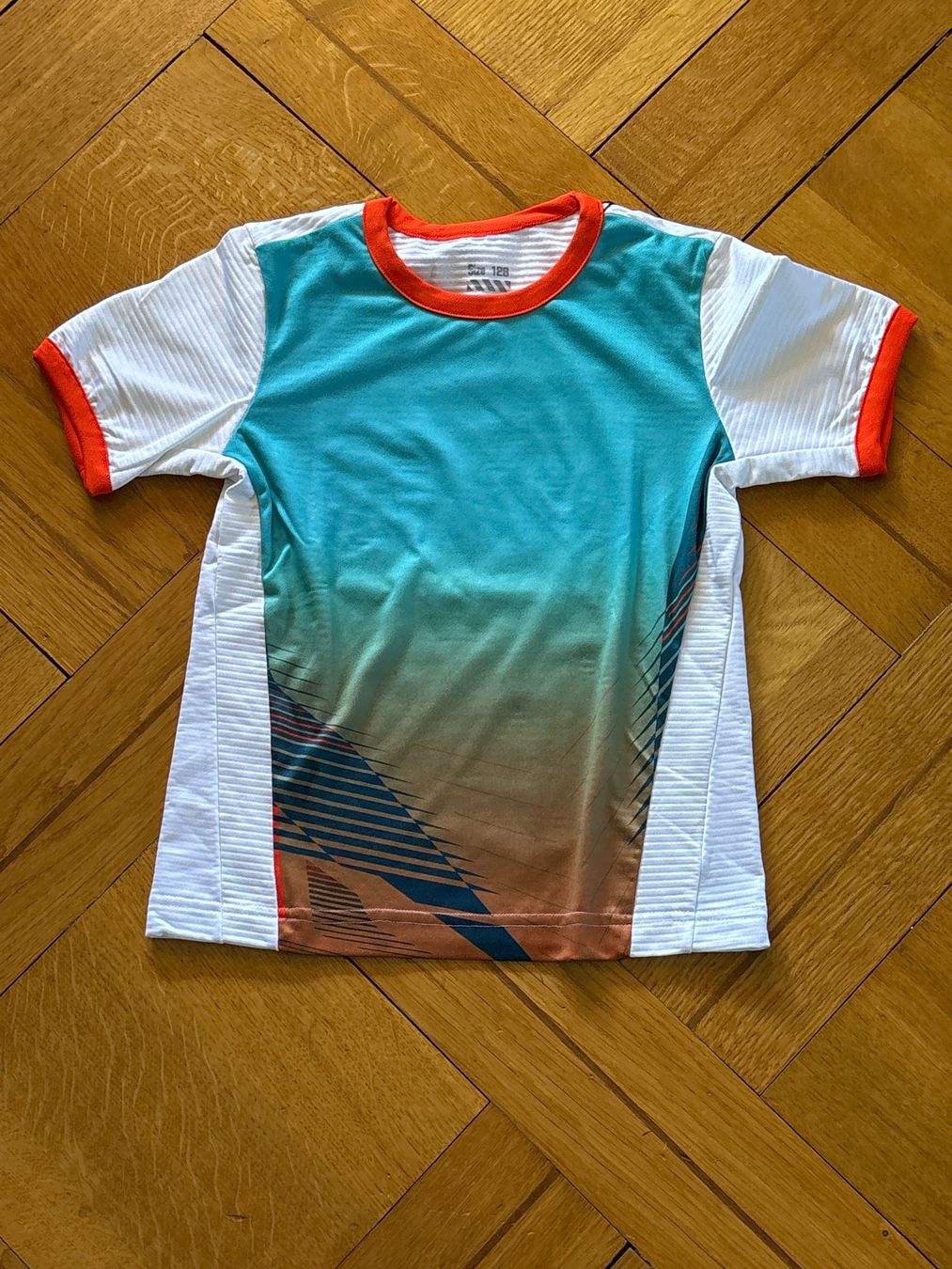 Trainer, Turnhosen & -trikots: Trikot Gr. 128 – Neu (gemäss Beschreibung) aus Genève von Livsonman