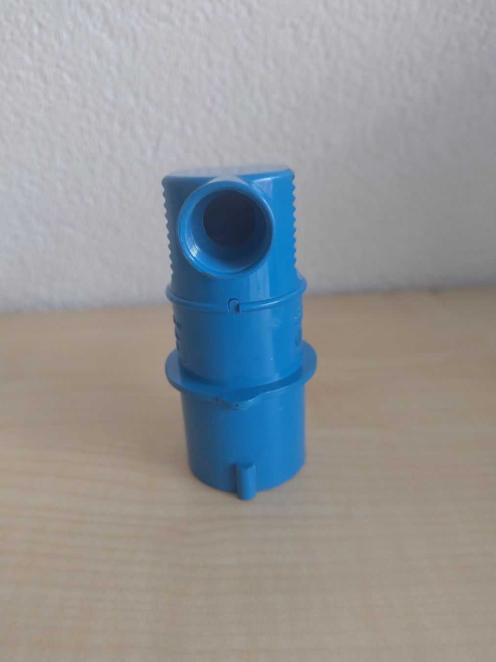 Stecker: CEE Stecker 16A 3-polig, blau – Gebraucht aus Wangen SZ von scherpa1 1