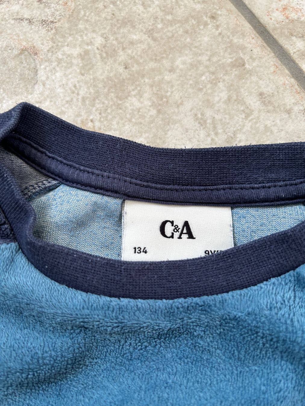 C&A Pyjamas: Pyjama warm, Grösse 134 – D'occasion à Reichenburg par nanuk015 1