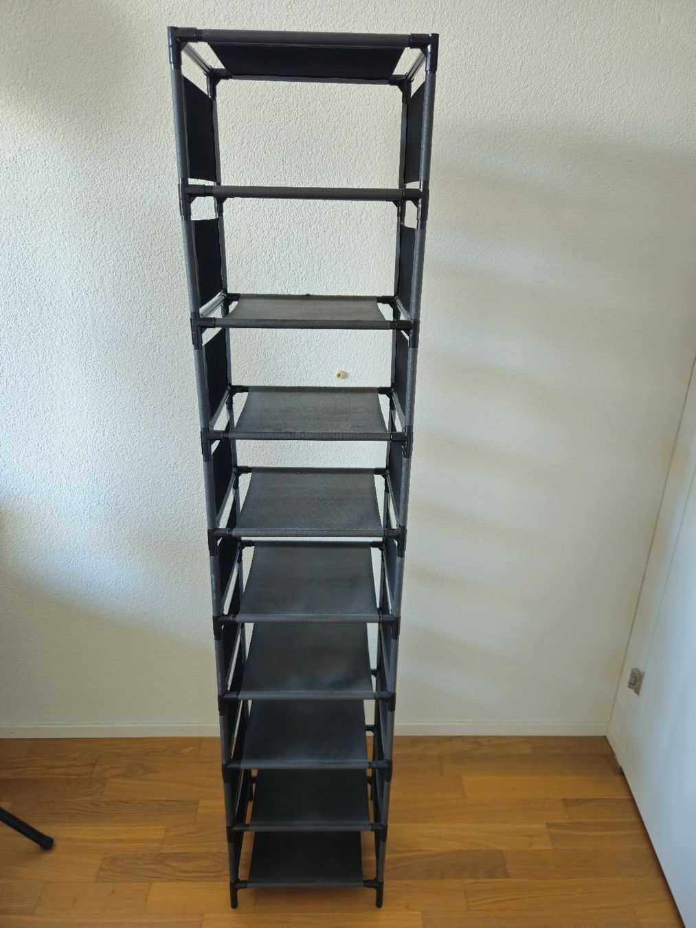 Scaffali: Shoe rack – Usato da Uster venduto da gabrino