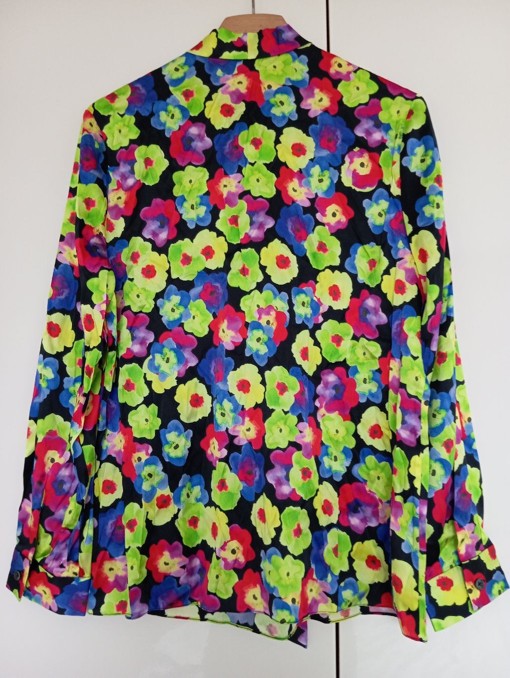 Blusen: *NEU* Handgemachte Seidenbluse Gr.S – Neu und originalverpackt aus Romanshorn von mololo 2