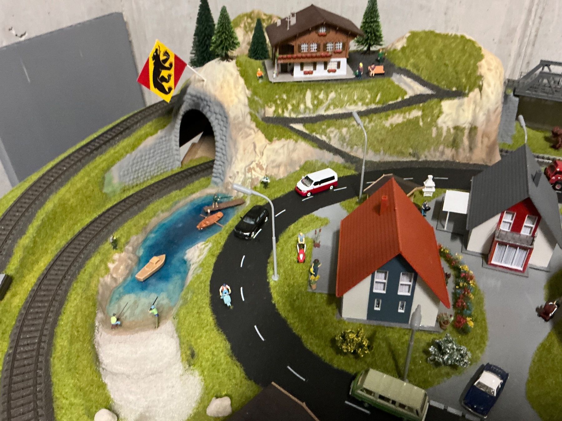 Märklin Modelleisenbahnen: Fertiggelände  H0, Wechselstrom – Gebraucht aus Holziken von Keybo 4