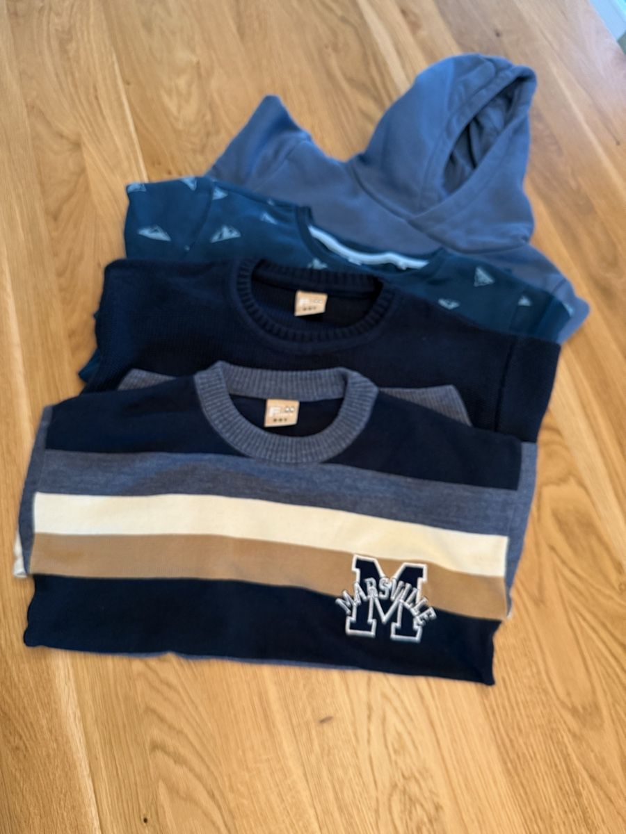 Maglioni & Felpe: 4 Pullover, Grösse 134/140, Top Zustand! – Usato da Dinhard venduto da SternZ