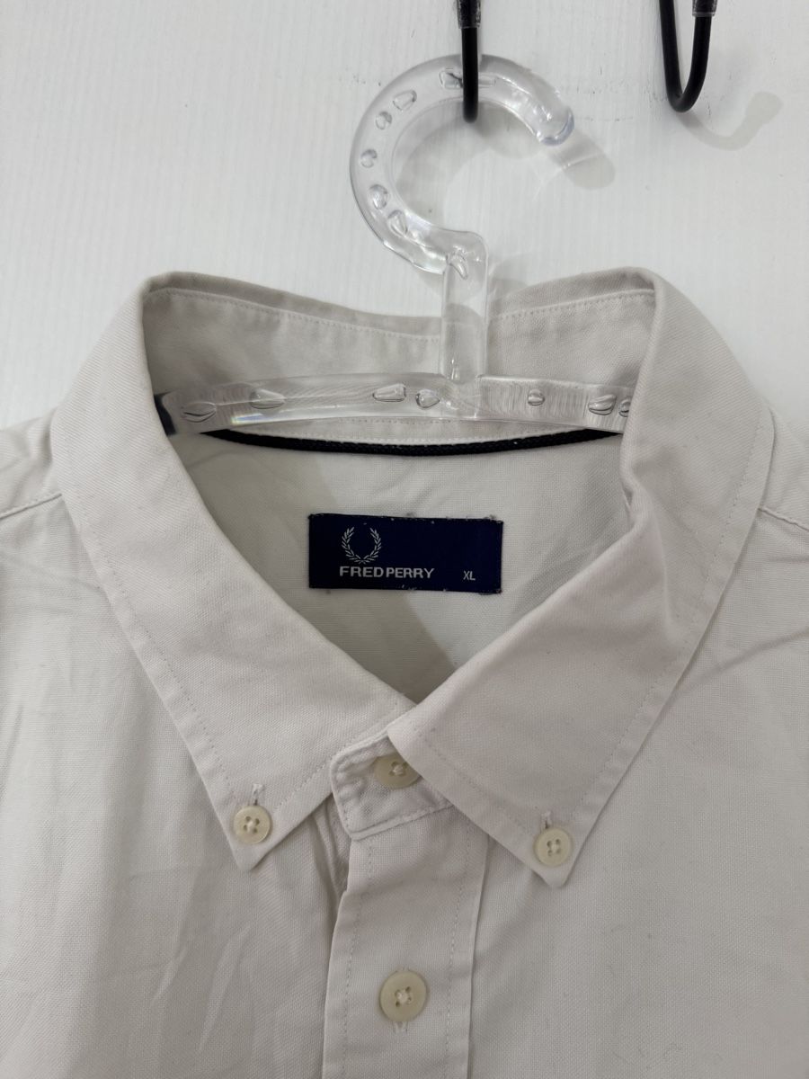Fred Perry Magliette Polo: Fred Perry Herren Kurzarm Hemd XL weiss oryginal – Nuovo (secondo la descrizione) da Wetzikon ZH venduto da Jan_wojt 2