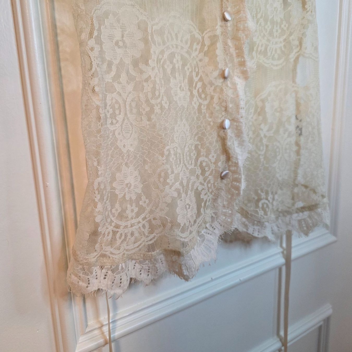 Blusen: Spitzenbluse creme Gr. M – elegant, transparent – Gebraucht aus Wald ZH von CapLux 3