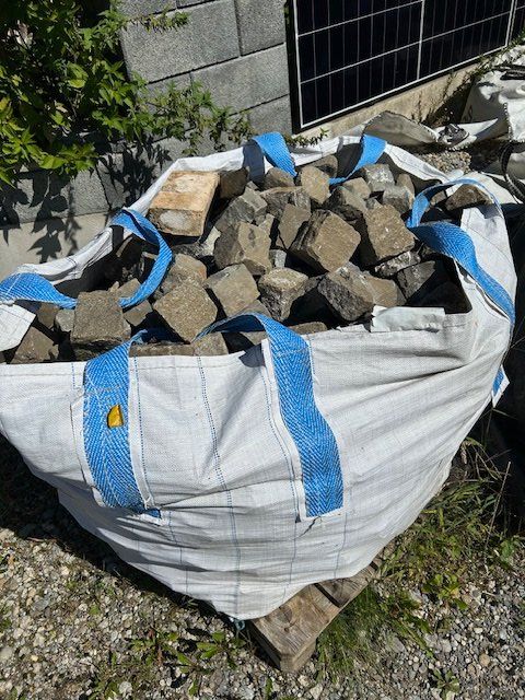 Pietre & tegole: Pflastersteine – Usato da Dürnten venduto da Kiosk7