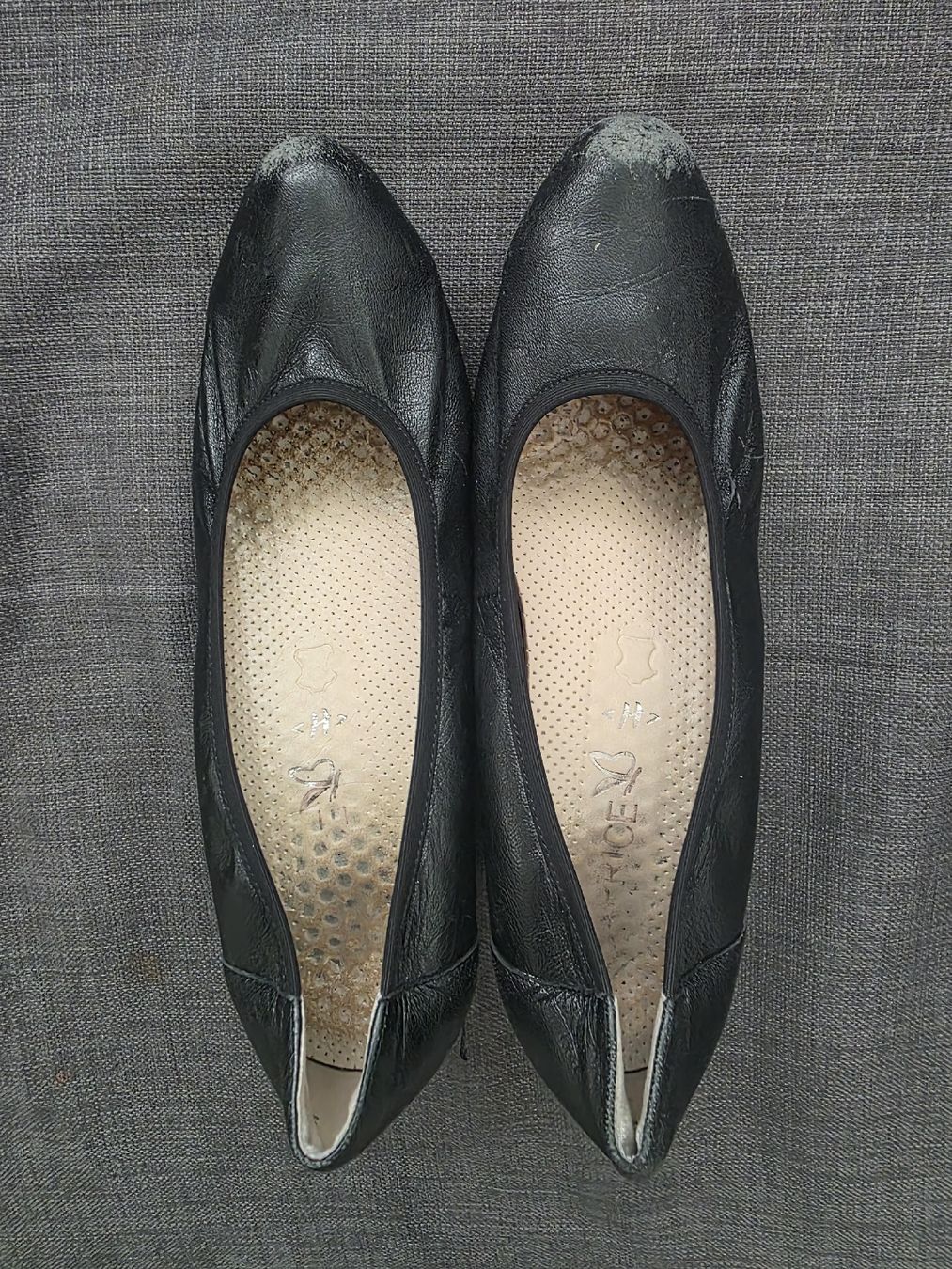 Scarpe da donna: Gebrauchte flugbegleiterin Schuhe  – Usato da Glattbrugg venduto da ros_y7gs