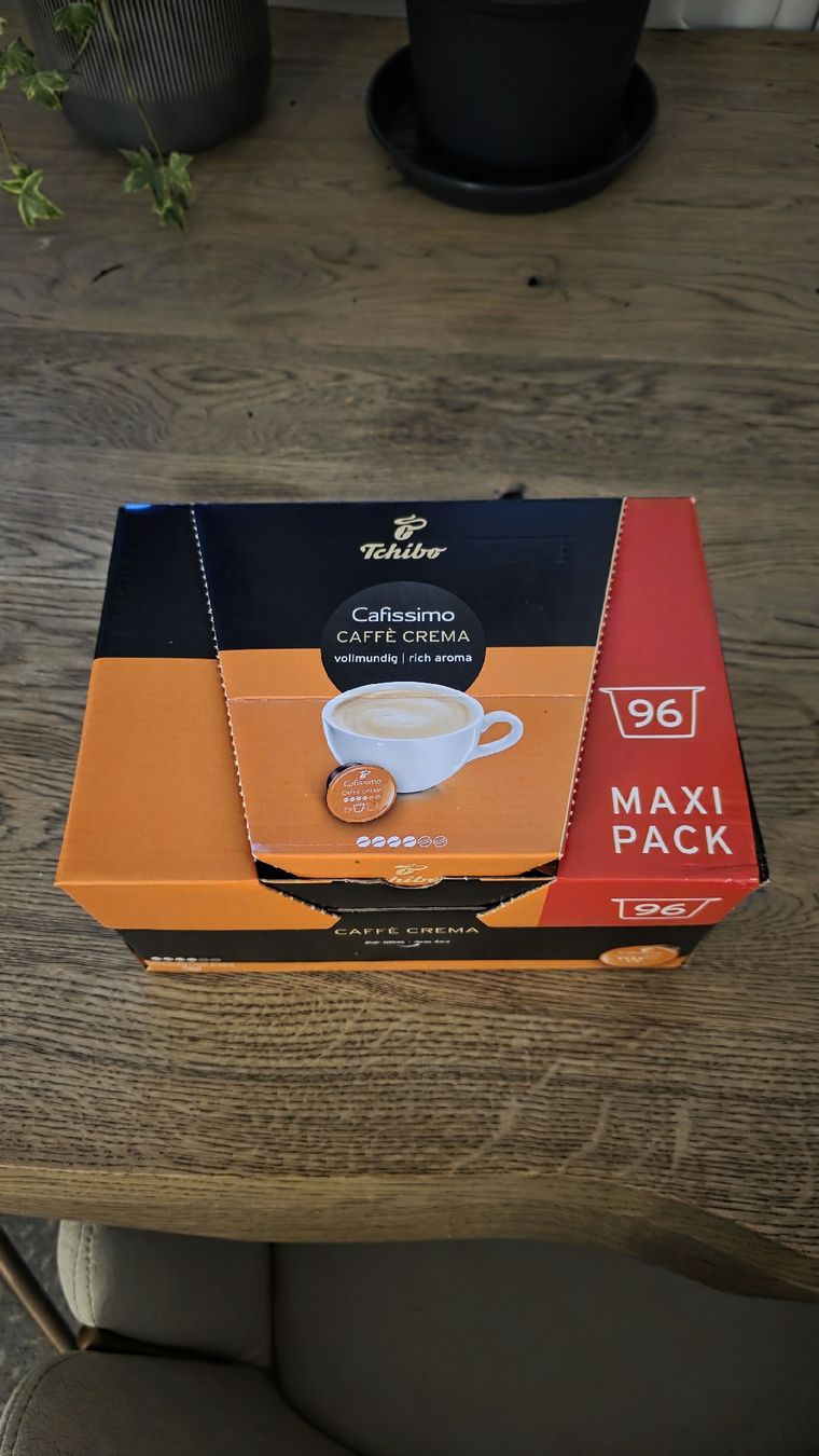 Tchibo Kaffeemaschinen & Espressomaschinen: Tchibo Cafissimo Caffè Crema Kapseln – 96 Stk. – Neu und originalverpackt aus Wollerau von LaWi-98_19