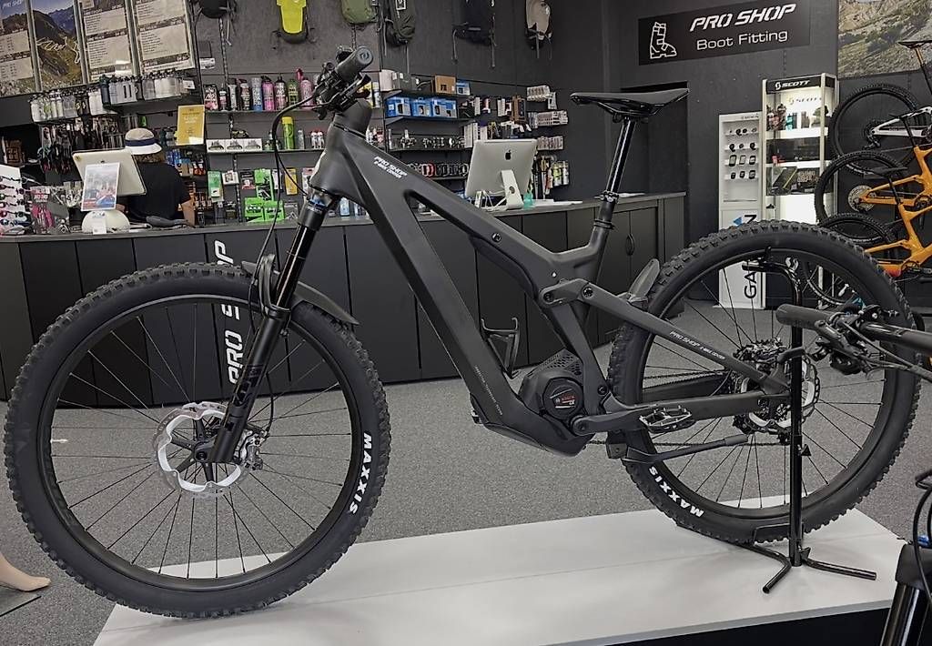 Biciclette: Scott eride patron 900 Carbon – Usato da La Chaux-de-Fonds venduto da Stamper0 1