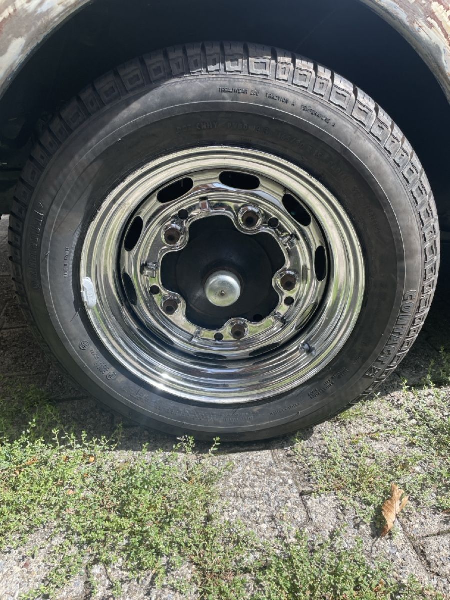 Pneumatici & Ruote complete: VW Käfer Chromfelgen mit Reifen – Usato da Wangen b. Olten venduto da Mertz