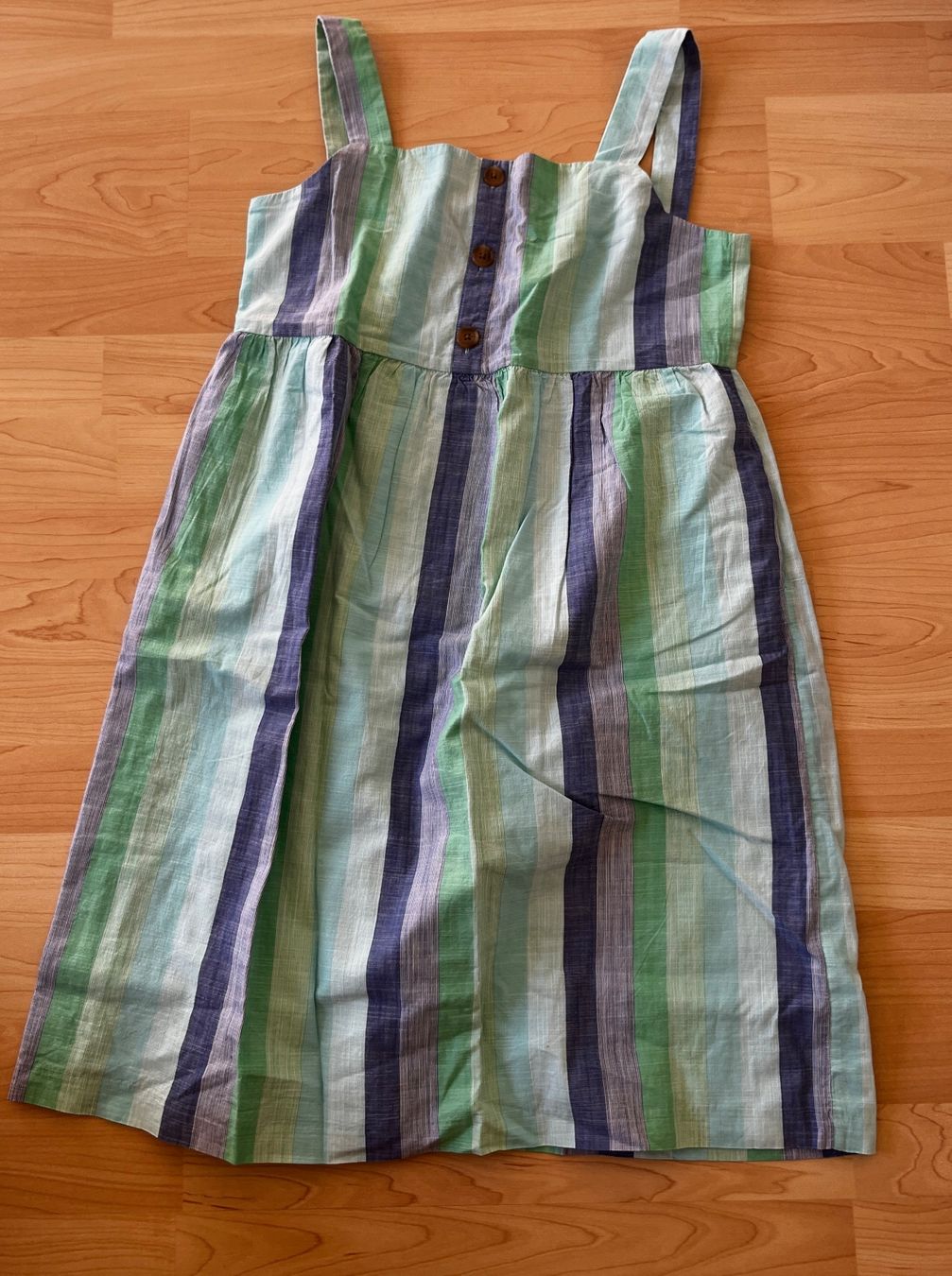 Lotti & Set di vestiti: 11teiliges Sommer Kleiderpaket Mädchen Gr. 152 – Usato da Winterthur venduto da Numero1 1