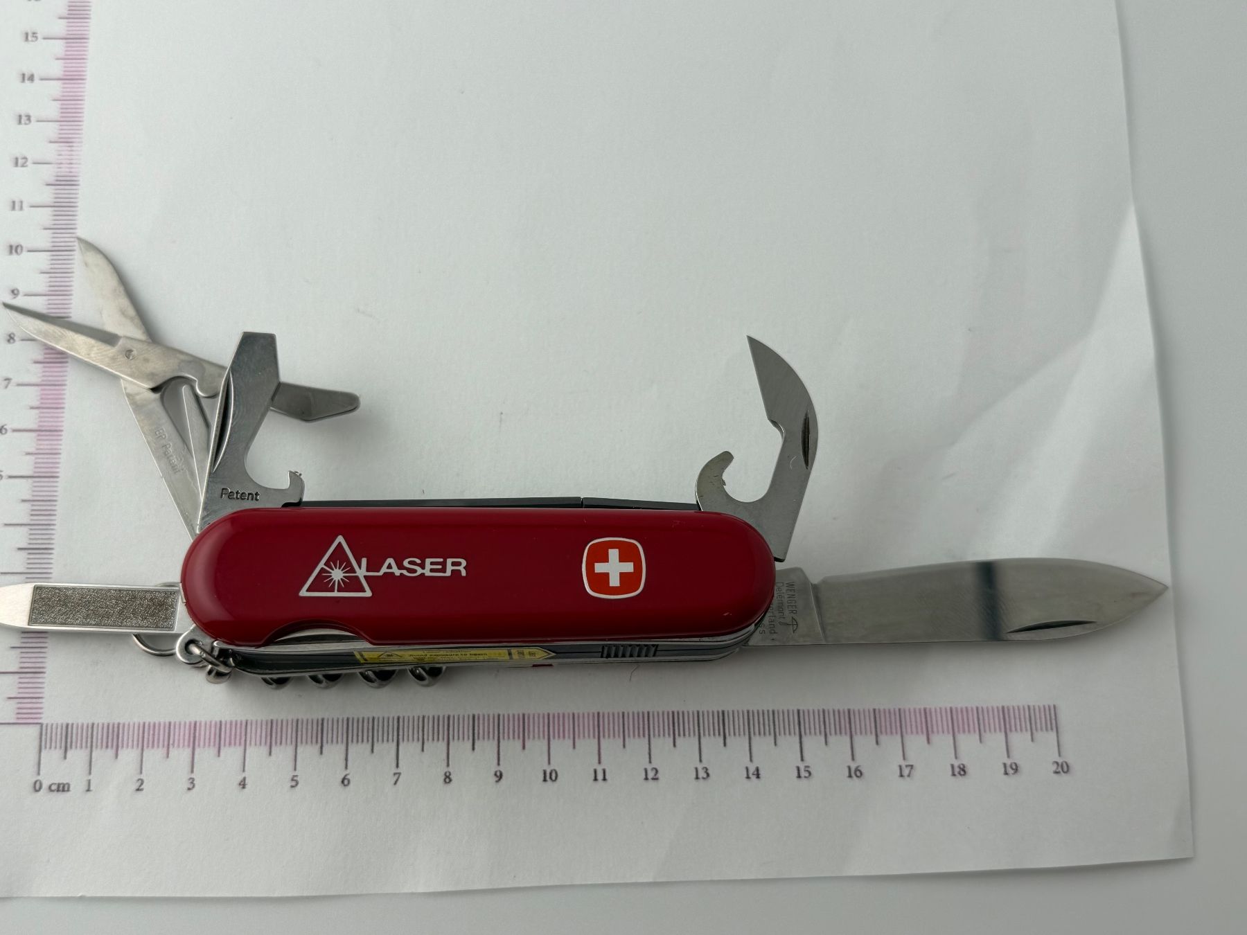 Wenger Coltelli tascabile: WENGER Sachmesser mit Lampe – Difettoso da Biel/Bienne venduto da MrP_WatchesBiel