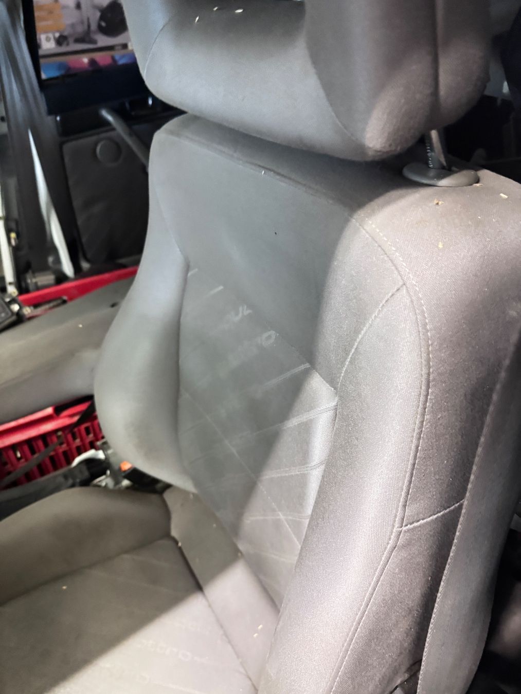 Audi Automobili: audi 100 avant quattro – Difettoso da neunkirch venduto da Casavecchia 9