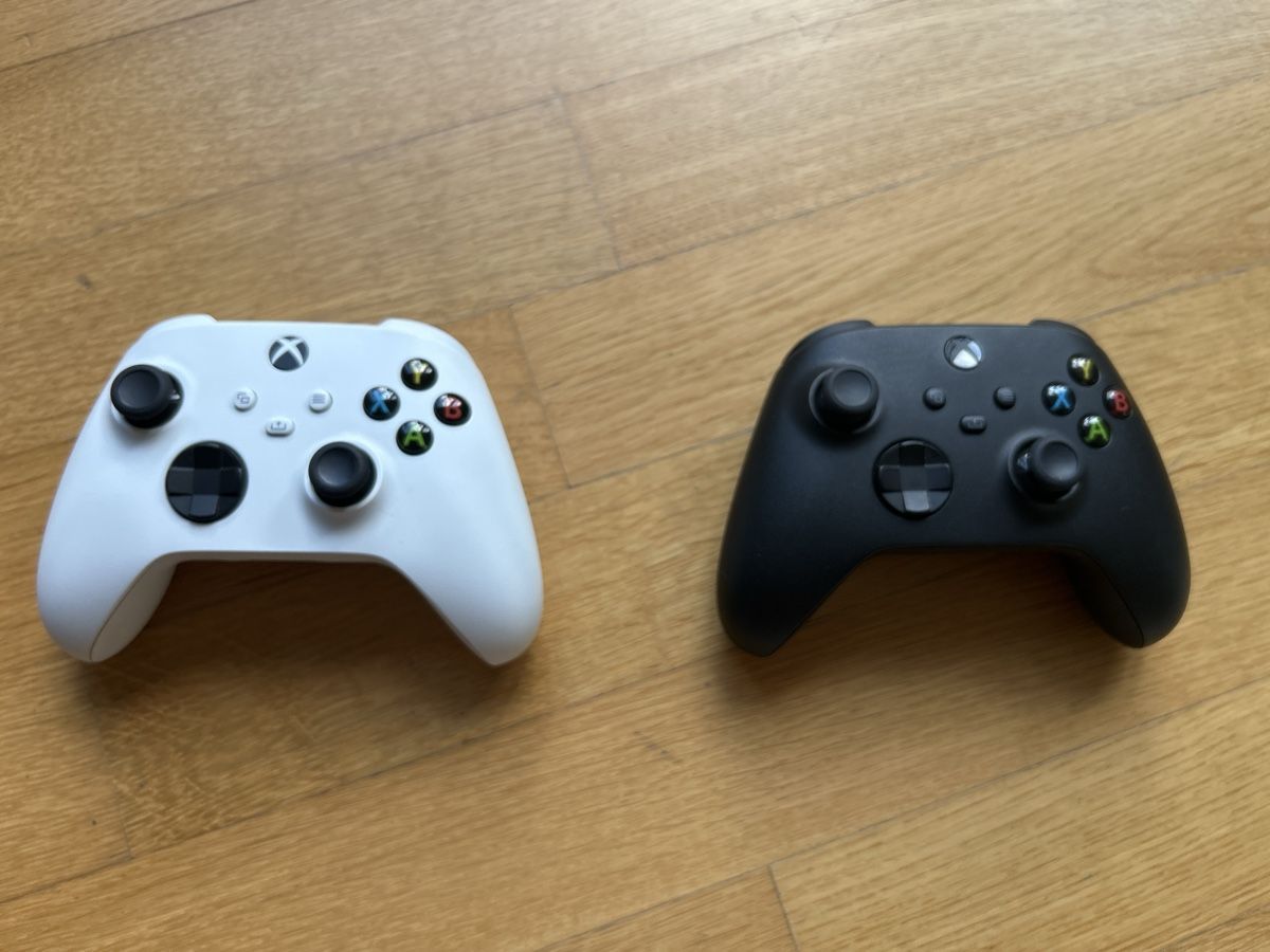 Microsoft Konsolen: Xbox Series S 512GB Konsole mit 2 Controller – Neu (gemäss Beschreibung) aus Basel von pet_bd5w 2
