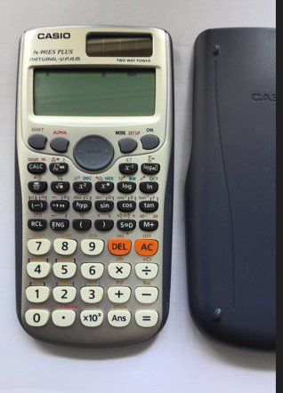 Casio Calcolatrici tascabili: Wissenschaftlicher Rechner Casio fx-991ES Plus gebraucht – Usato da Winterthur venduto da simple_try