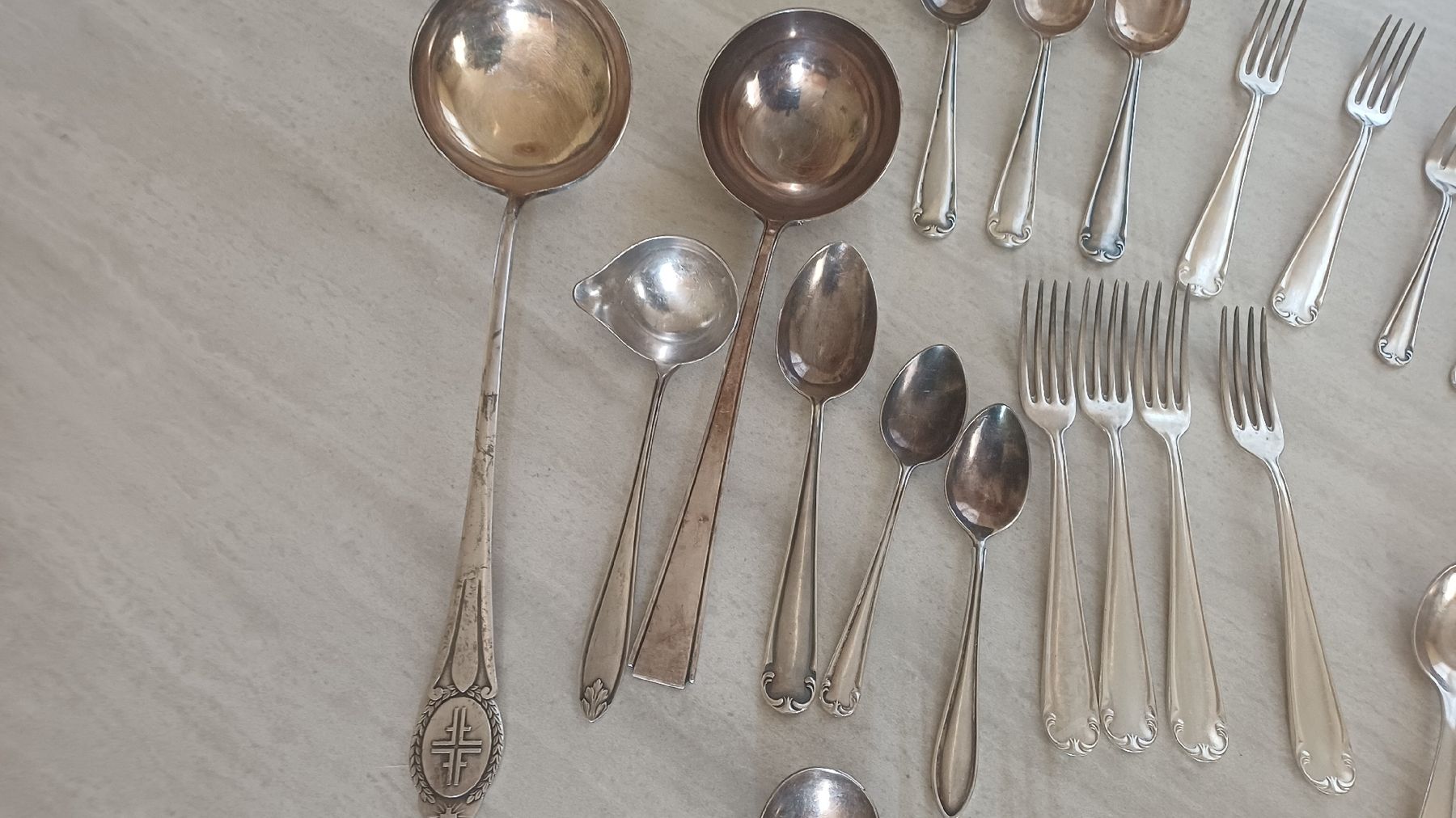 Bestecksets: Lot diverses Silberbesteck  – Gebraucht aus Flawil von Naphtali 3