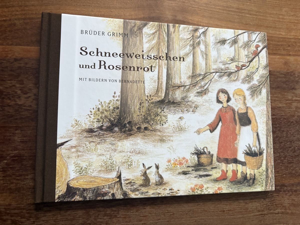Libri: Brüder Grimm: Schneeweisschen und Rosenrot – Usato da Beromünster venduto da msklef 1