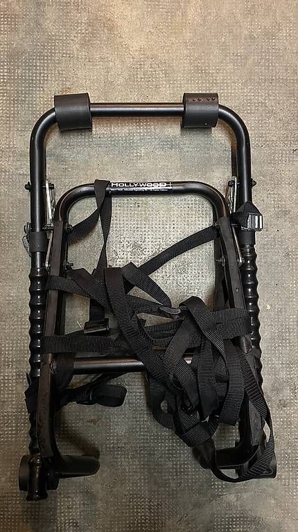 Barres de toit: PORTE VÉLO  – D'occasion à Romanel-s-Lausanne par ArikIssler