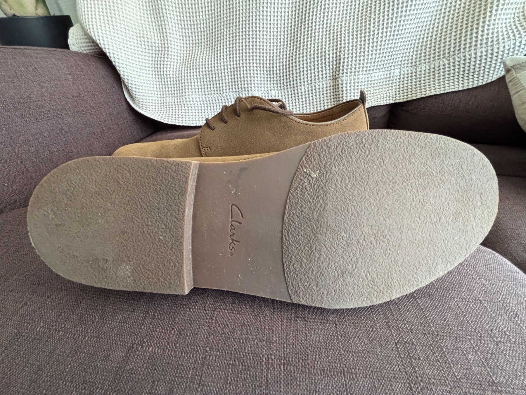 Clarks Scarpe da uomo: Indémodable Clarks  taille 44 1/2 comme neuve – Usato da Yverdon-les-Bains venduto da Signifer67 3