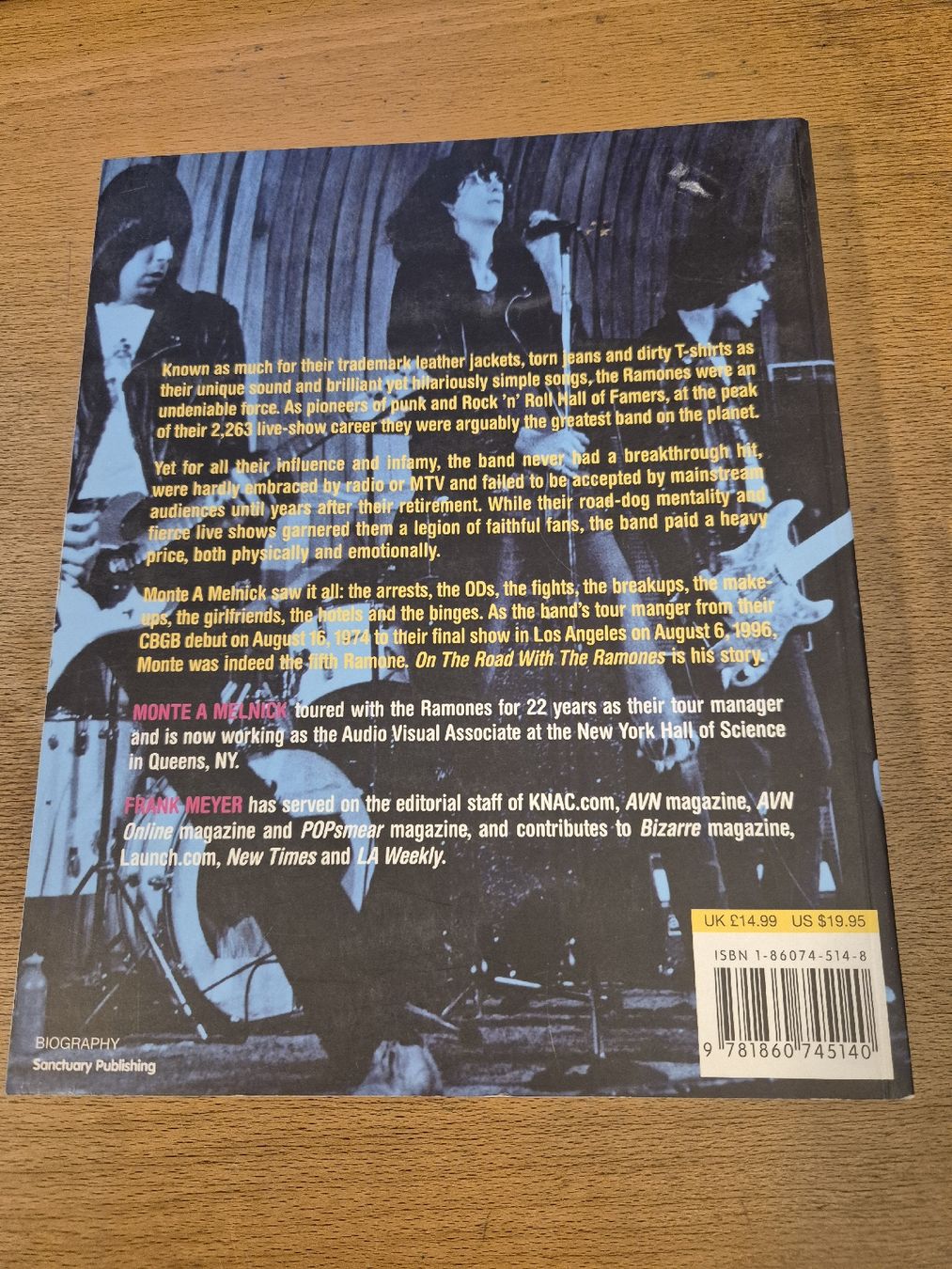 Libri: Buch On The Road With The Ramones – Usato da Thun venduto da Kissthis 1